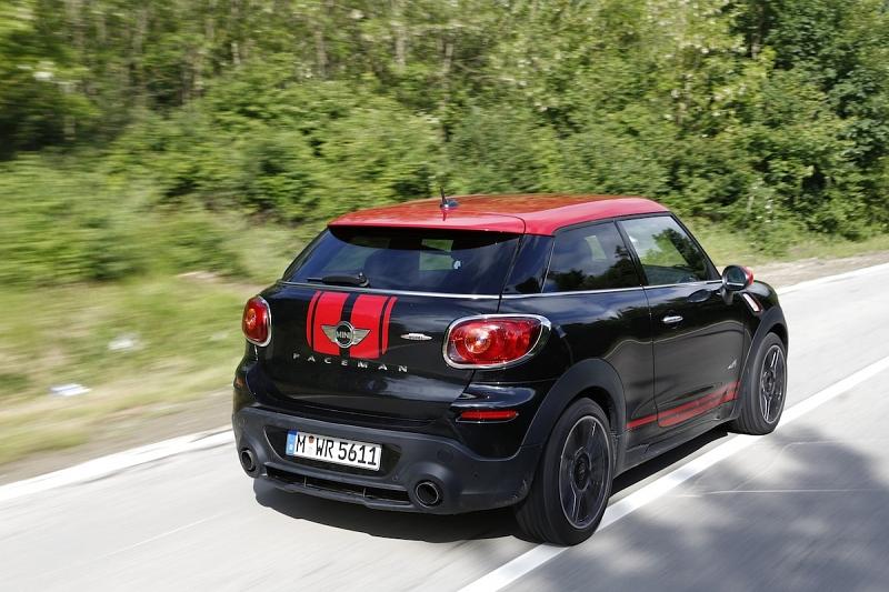 Das Fahrwerk des Mini Paceman John Cooper Works ist straff