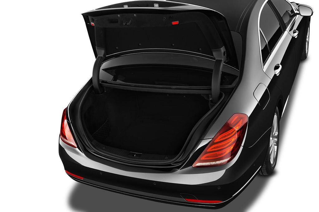 Mercedes S Class (Baujahr 2017) - 4 Türen Kofferraum