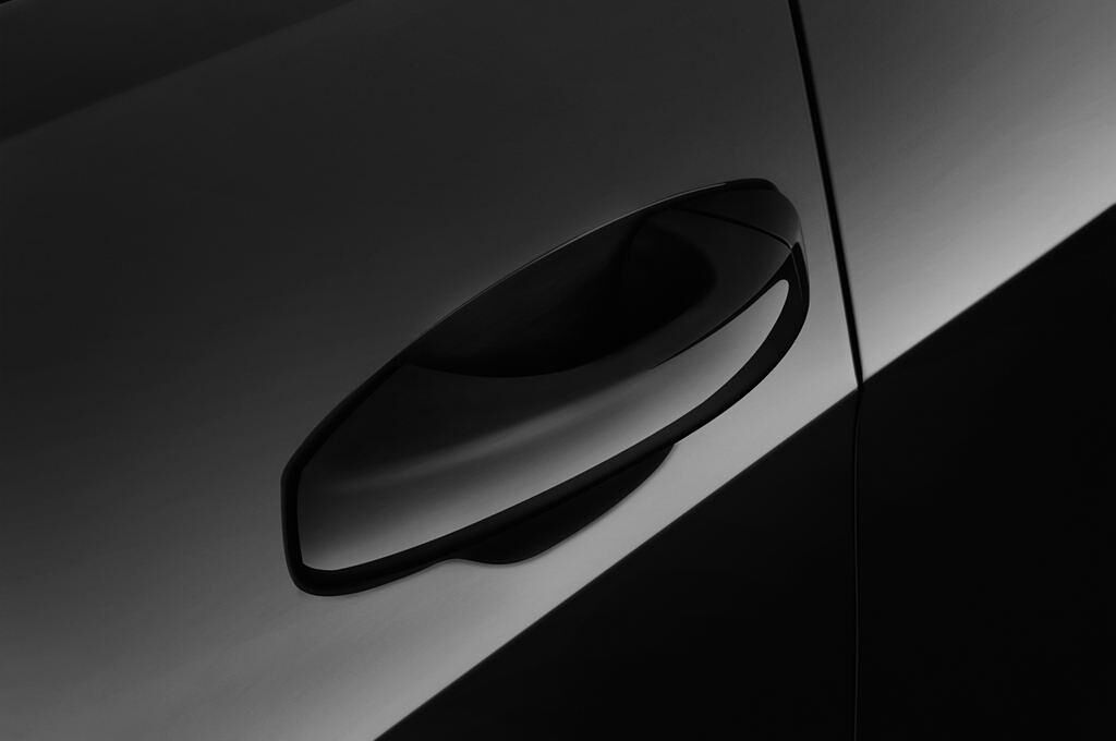 Volkswagen Golf (Baujahr 2017) Comfortline 5 Türen Türgriff