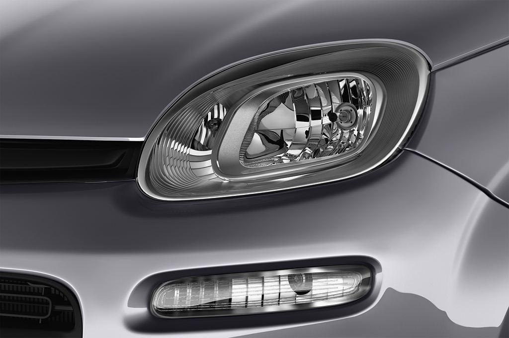 FIAT Panda (Baujahr 2017) Lounge 5 Türen Scheinwerfer
