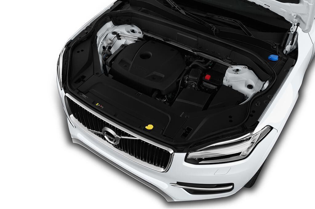 Volvo XC90 (Baujahr 2017) Momentum 5 Türen Motor