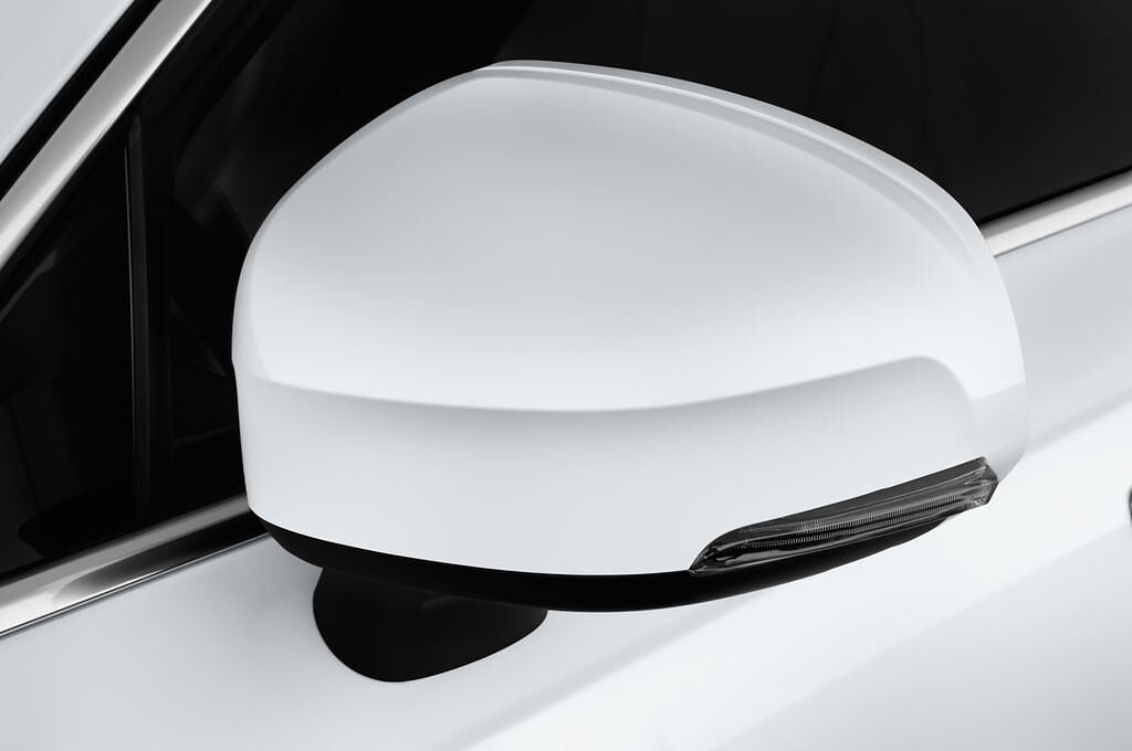 Volvo XC90 (Baujahr 2017) Momentum 5 Türen Außenspiegel