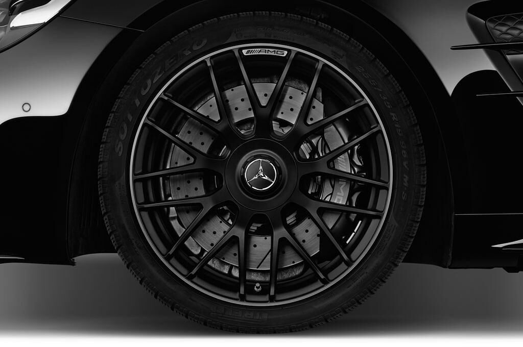 Mercedes SL Class (Baujahr 2017) AMG 63 2 Türen Reifen und Felge