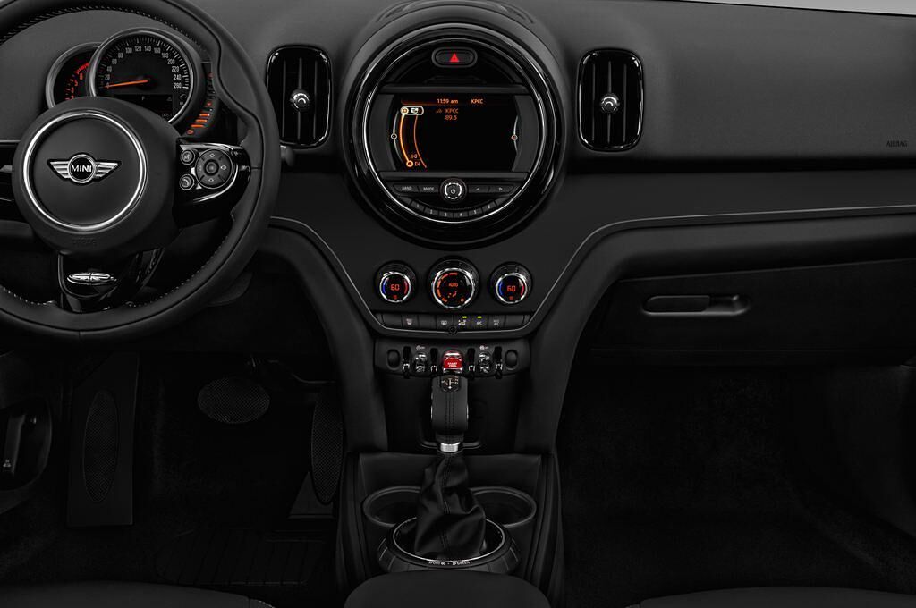 MINI Countryman (Baujahr 2017) - 5 Türen Mittelkonsole