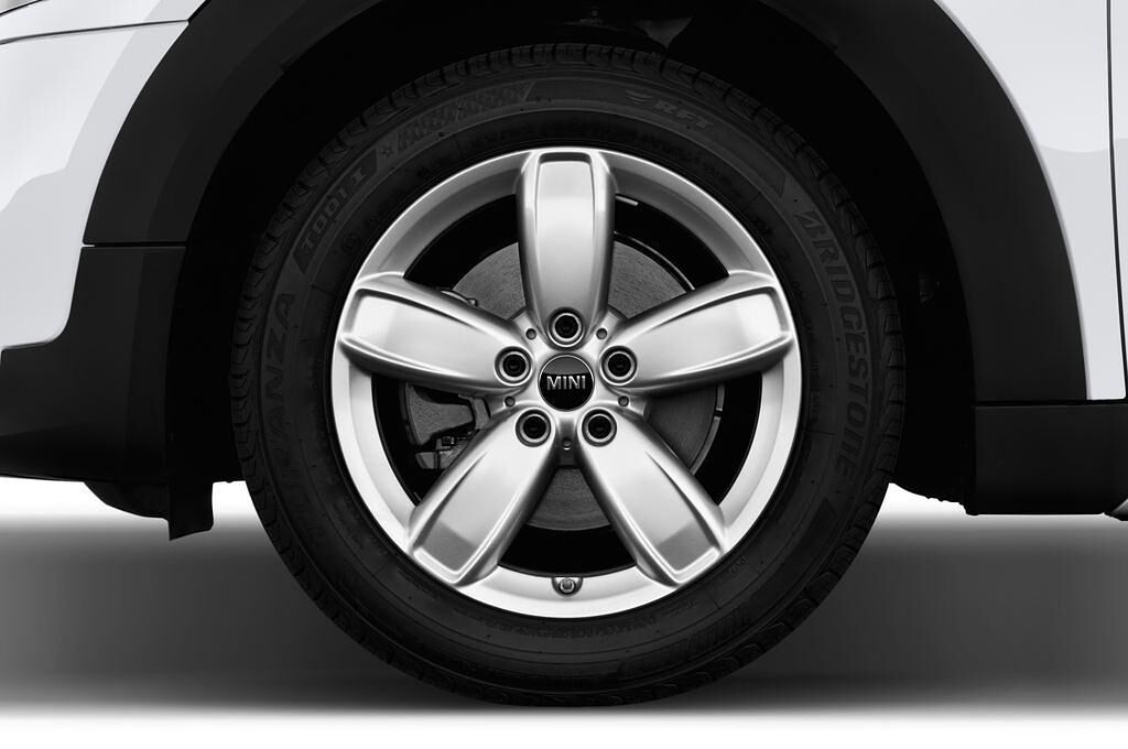 MINI Countryman (Baujahr 2017) - 5 Türen Reifen und Felge