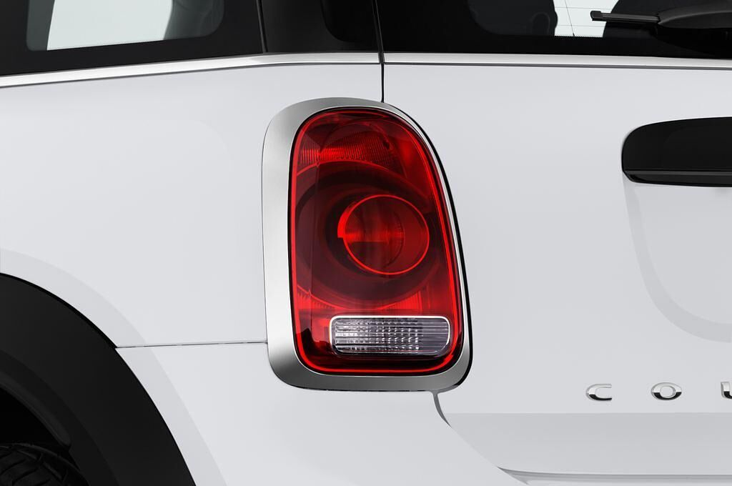 MINI Countryman (Baujahr 2017) S 5 Türen Rücklicht