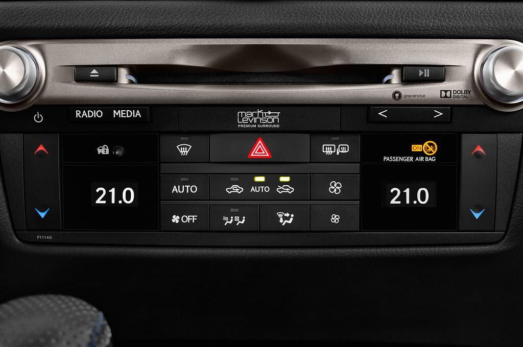 Lexus GS (Baujahr 2017) F 4 Türen Temperatur und Klimaanlage