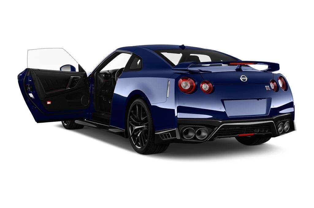 Nissan GT-R (Baujahr 2017) Black Edition 2 Türen Tür geöffnet