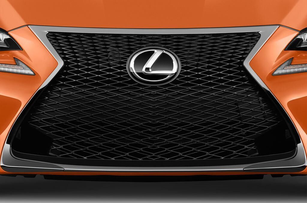 Lexus RC (Baujahr 2017) Advantage 2 Türen Kühlergrill und Scheinwerfer