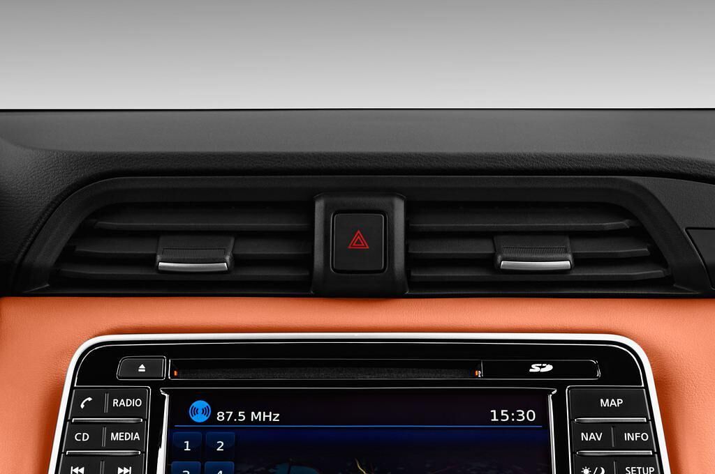 Nissan Micra (Baujahr 2017) Tekna 5 Türen Lüftung