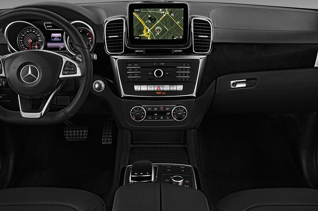 Mercedes GLE Coupe (Baujahr 2017) AMG 43 2 Türen Mittelkonsole