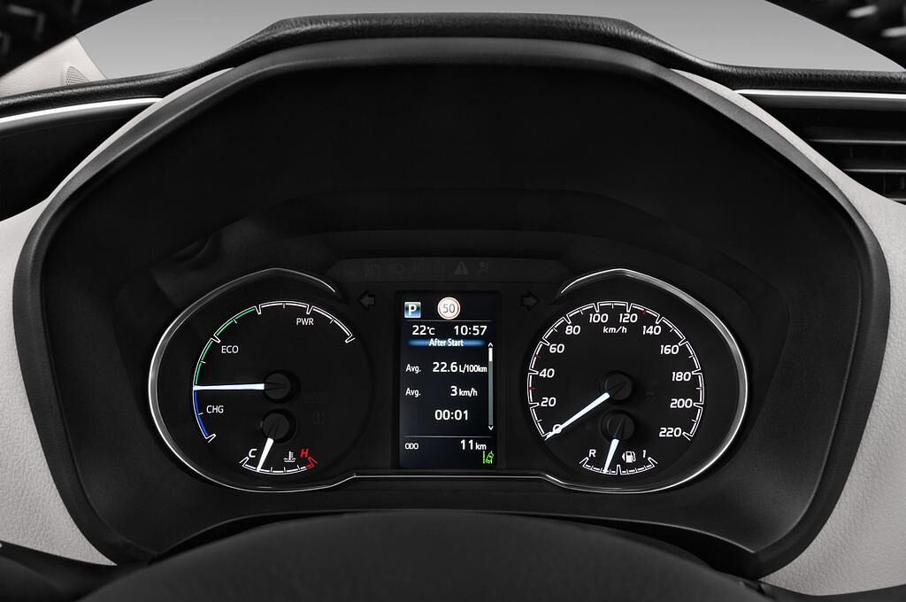 Toyota Yaris Hybride (Baujahr 2017) - 5 Türen Tacho und Fahrerinstrumente