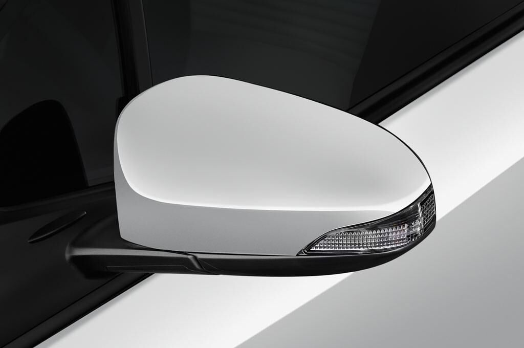 Toyota Yaris Hybride (Baujahr 2017) - 5 Türen Außenspiegel