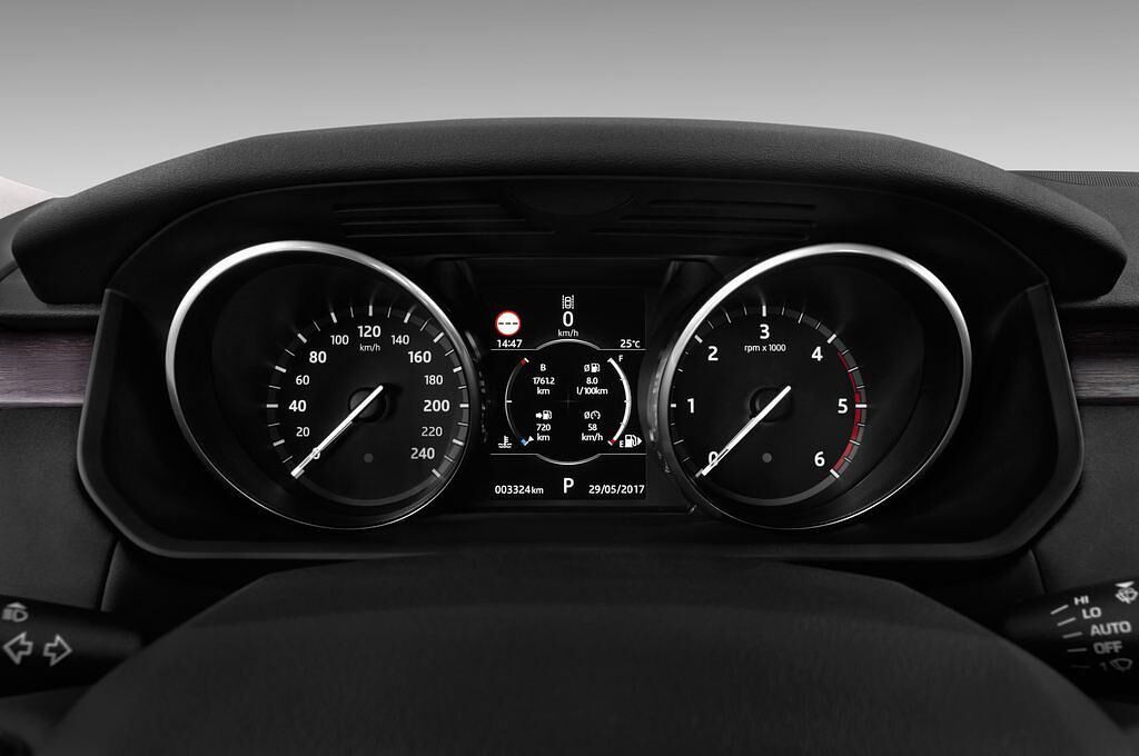 Land Rover Discovery (Baujahr 2017) HSE 5 Türen Tacho und Fahrerinstrumente
