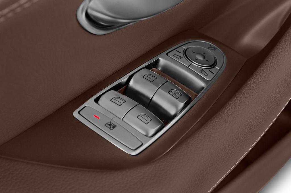 Mercedes E Class (Baujahr 2017) All-Terrain 5 Türen Bedienungselemente Tür