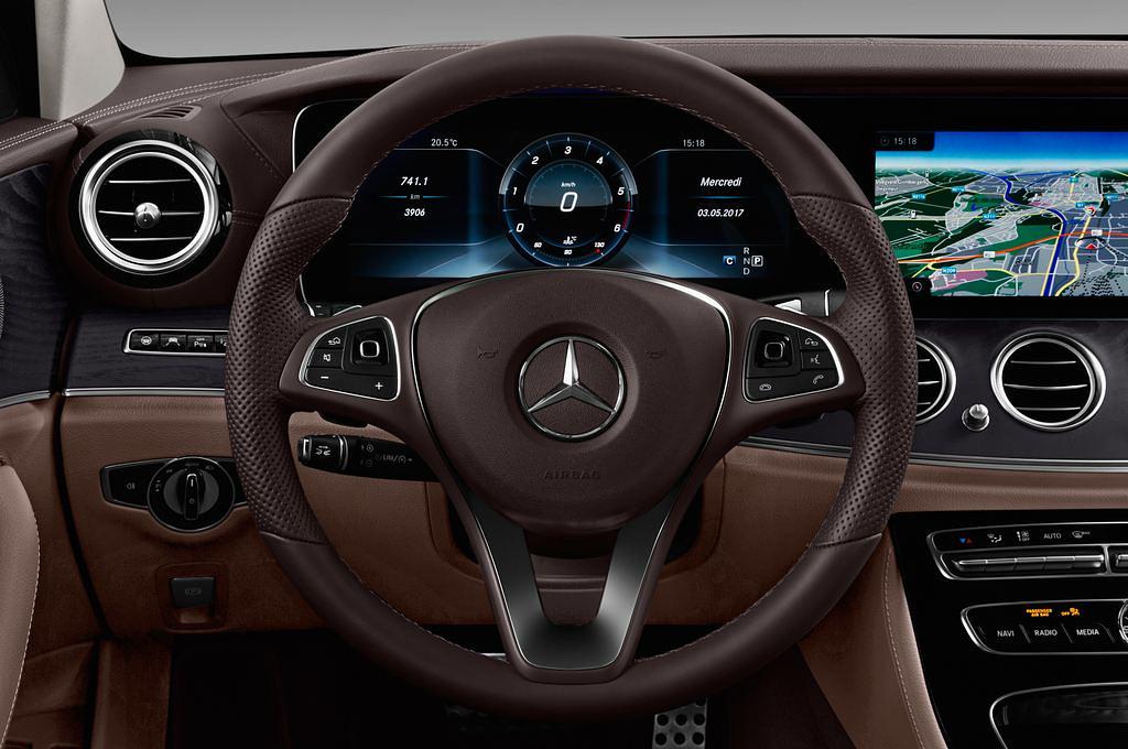 Mercedes E Class (Baujahr 2017) All-Terrain 5 Türen Lenkrad