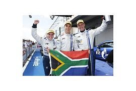 Nürburgring: Seriensieger van der Linde und Frauenpower im Scirocco R-Cup