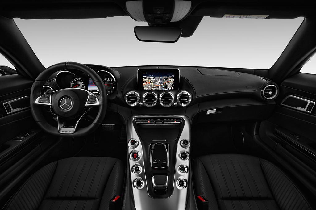 Mercedes AMG GT (Baujahr 2017) - 3 Türen Cockpit und Innenraum