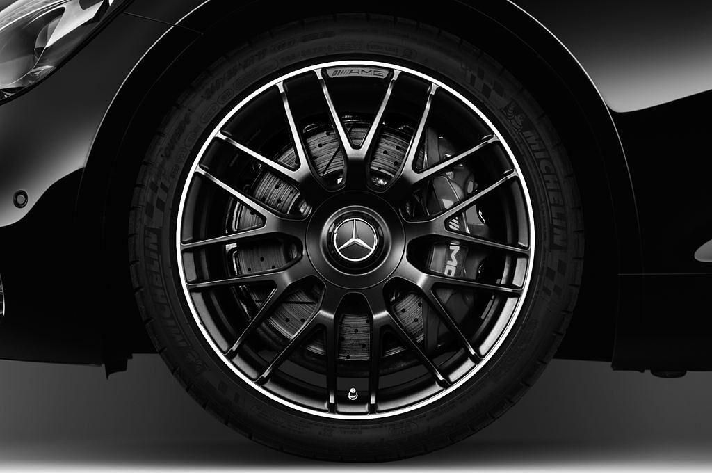 Mercedes AMG GT (Baujahr 2017) - 3 Türen Reifen und Felge