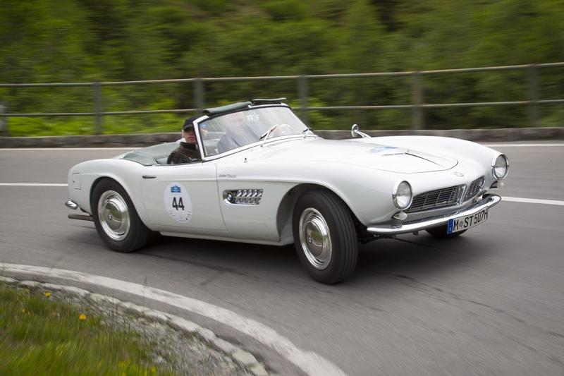 Der BMW 507 wiegt nur 1.220 Kilogramm
