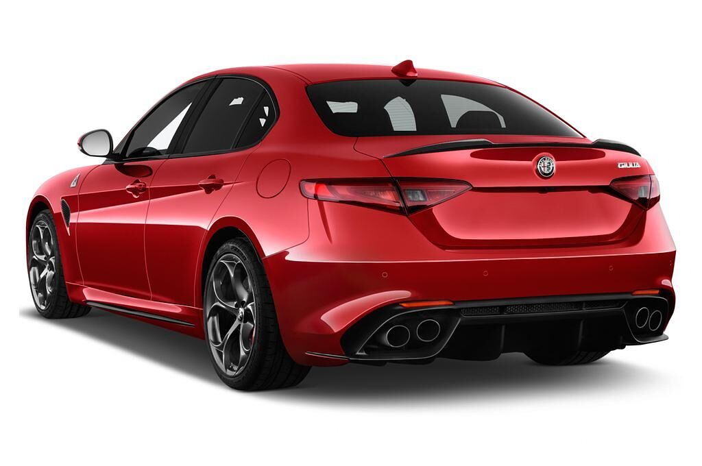 Alfa Romeo Giulia Quadrifoglio (Baujahr 2017) - 4 Türen seitlich hinten