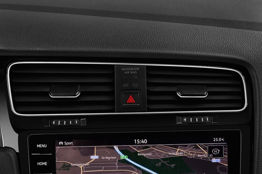 Volkswagen Golf (Baujahr 2017) GTD 5 Türen Lüftung