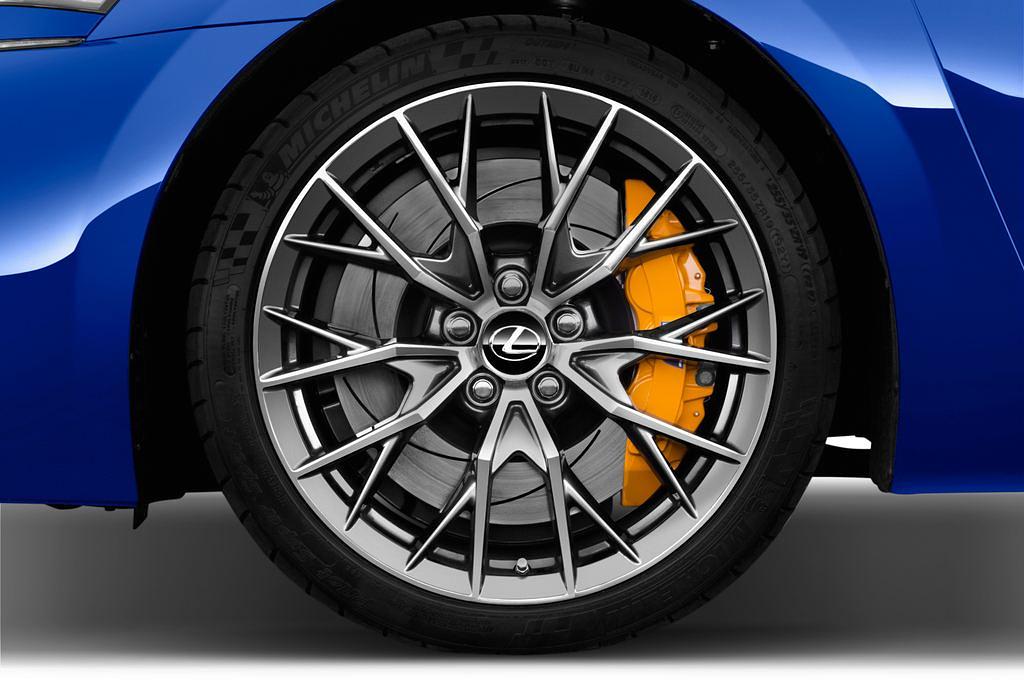 Lexus GS (Baujahr 2017) F 4 Türen Reifen und Felge