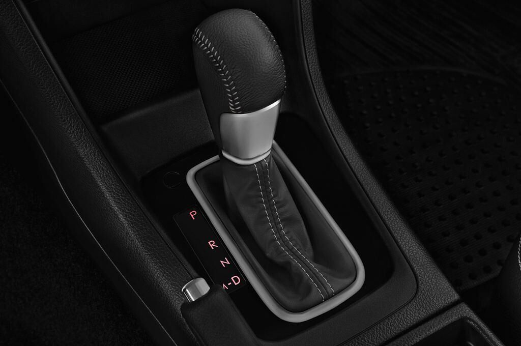 Subaru XV (Baujahr 2017) Premium 5 Türen Schalthebel