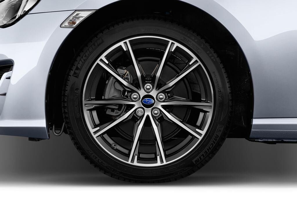 Subaru BRZ (Baujahr 2017) - 2 Türen Reifen und Felge