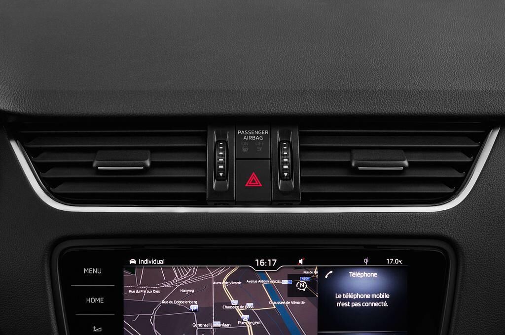 Skoda Octavia Combi (Baujahr 2017) RS 5 Türen Lüftung