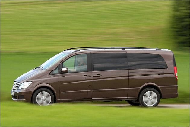 Angetrieben wird die Großraumlimousine durch einen 2,2-Liter-Turbodiesel mit 163 PS