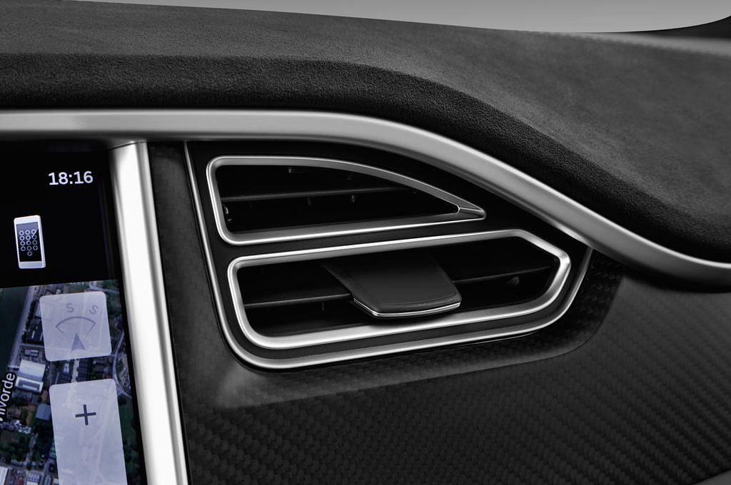 Tesla Model S (Baujahr 2017) 100D 5 Türen Lüftung
