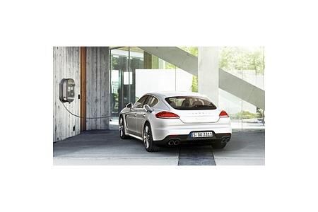 Mit Porsche zu Deutschlands grünem Teppich