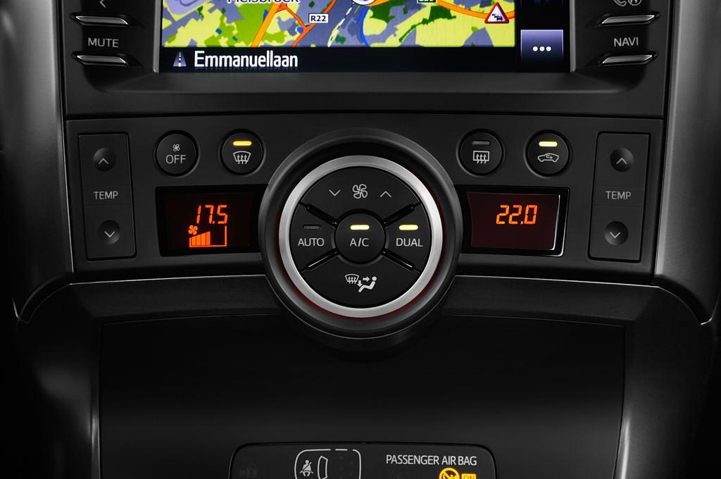 Toyota Verso (Baujahr 2017) Edition S+ 5 Türen Temperatur und Klimaanlage