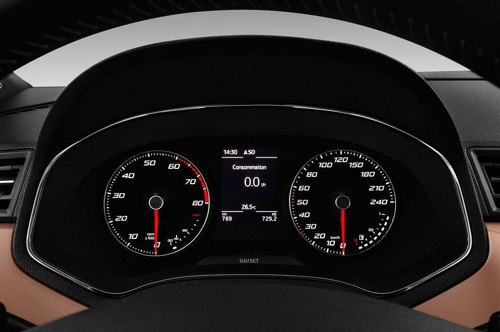 SEAT Ibiza (Baujahr 2017) Xcellence 5 Türen Tacho und Fahrerinstrumente