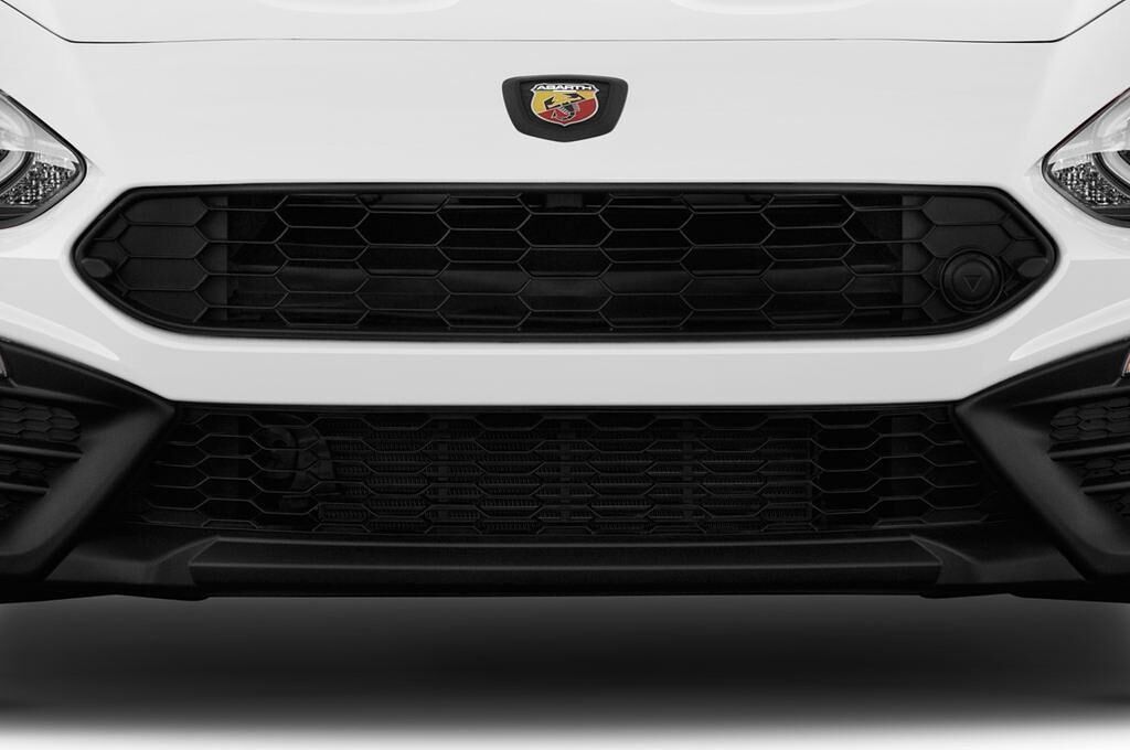 Abarth 124 Spider (Baujahr 2017) - 2 Türen Kühlergrill und Scheinwerfer