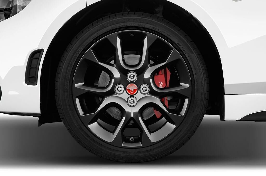 Abarth 124 Spider (Baujahr 2017) - 2 Türen Reifen und Felge