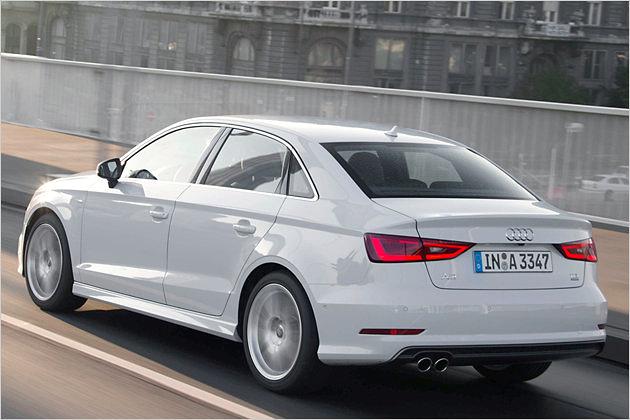 Die A3 Limousine (Bild) und der offene A3 teilen sich die Heckansicht