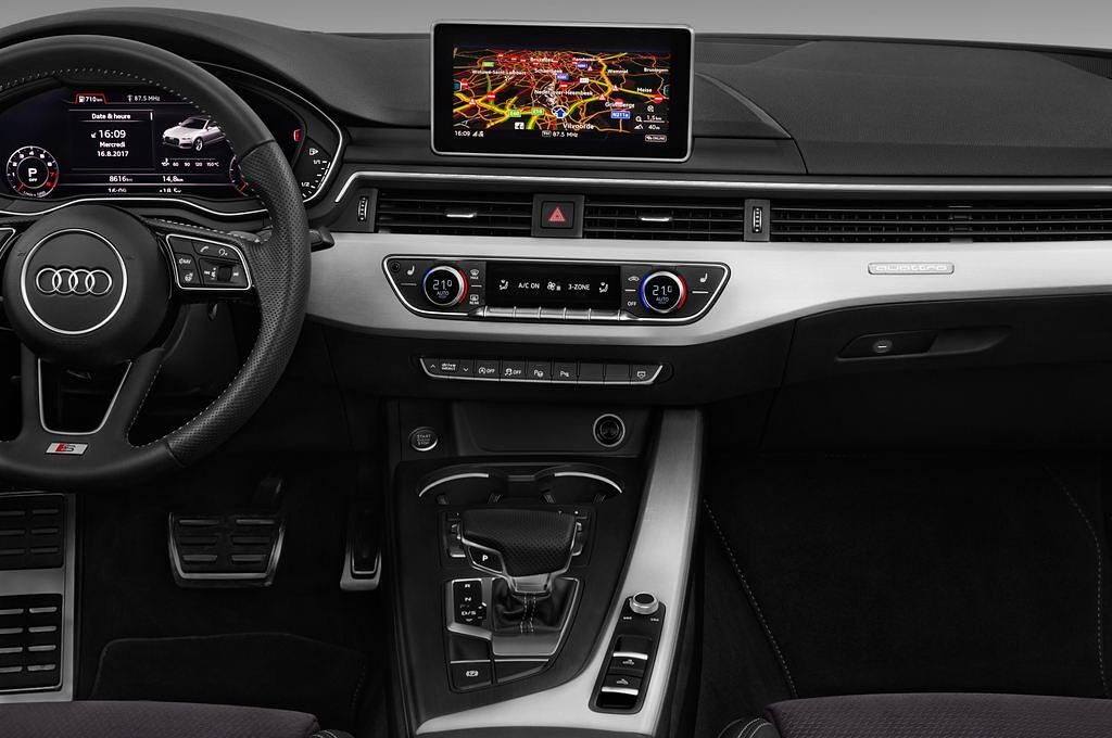 Audi A5 (Baujahr 2017) Sport 2 Türen Mittelkonsole