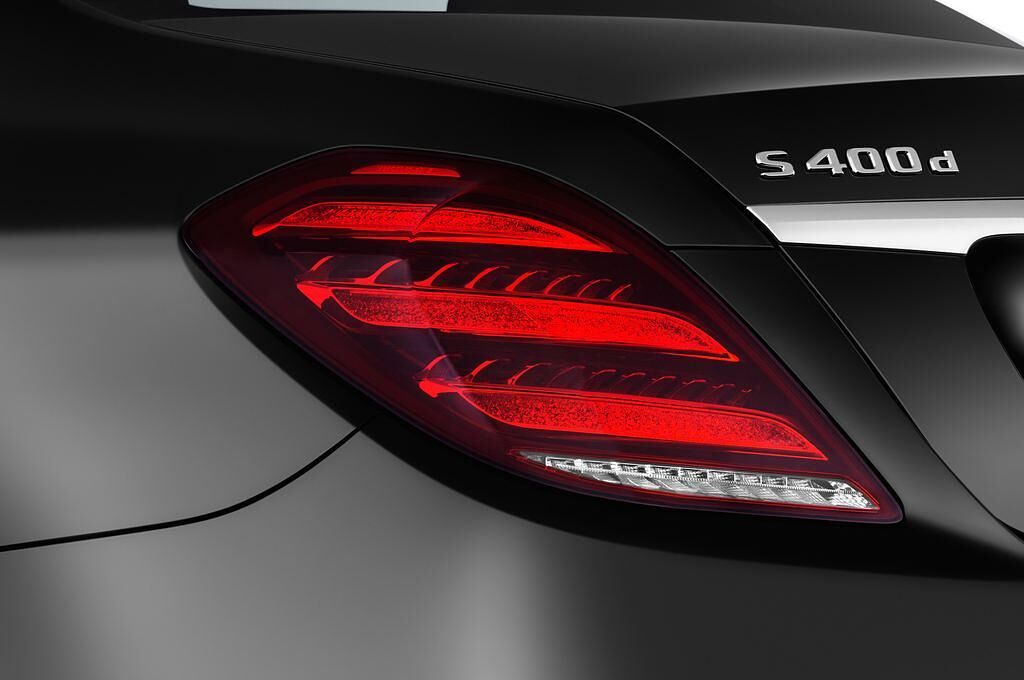Mercedes S Class (Baujahr 2018) AMG Line 4 Türen Rücklicht