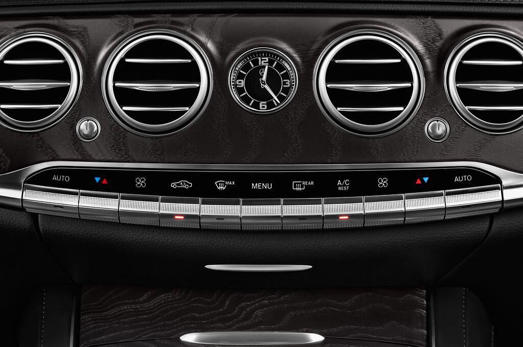 Mercedes S Class (Baujahr 2018) AMG Line 4 Türen Temperatur und Klimaanlage