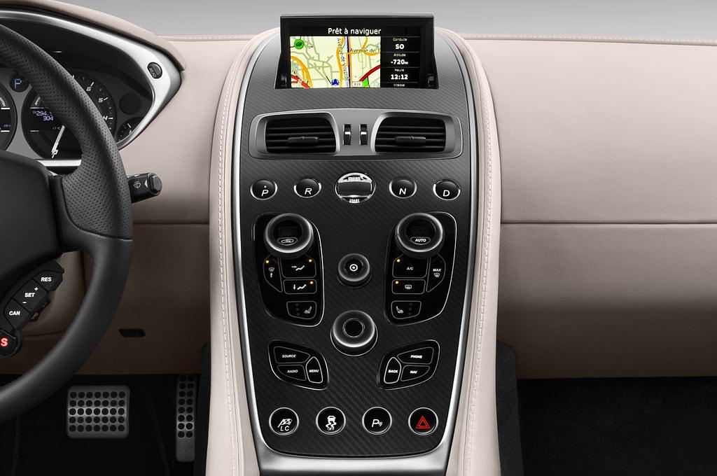 Aston Martin Vanquish (Baujahr 2013) - 2 Türen Mittelkonsole