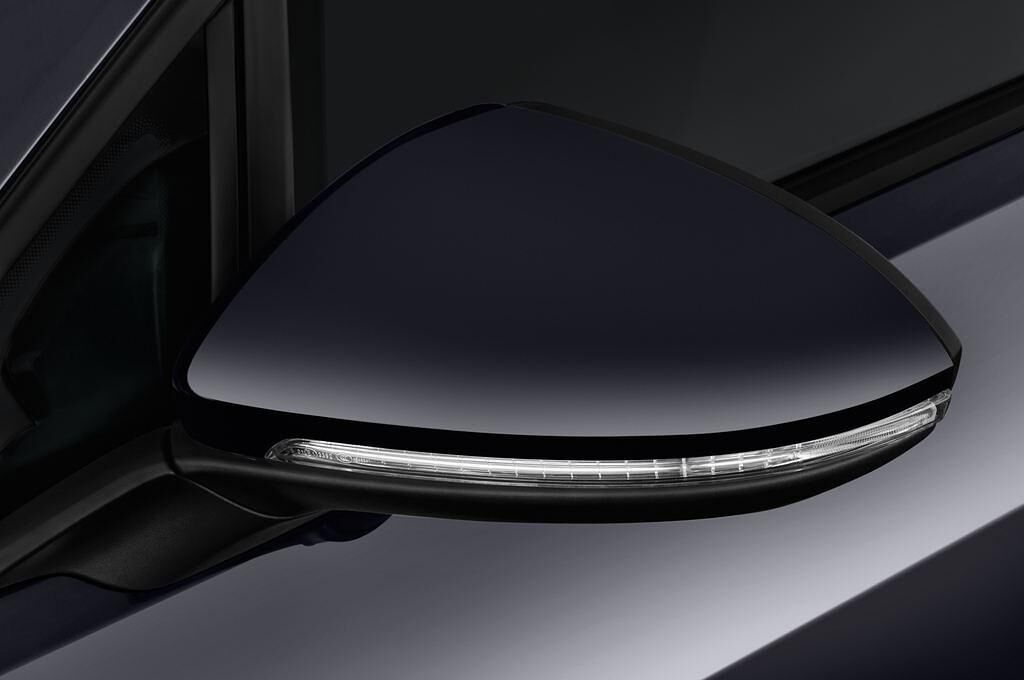 Volkswagen Golf (Baujahr 2017) Trendline 3 Türen Außenspiegel