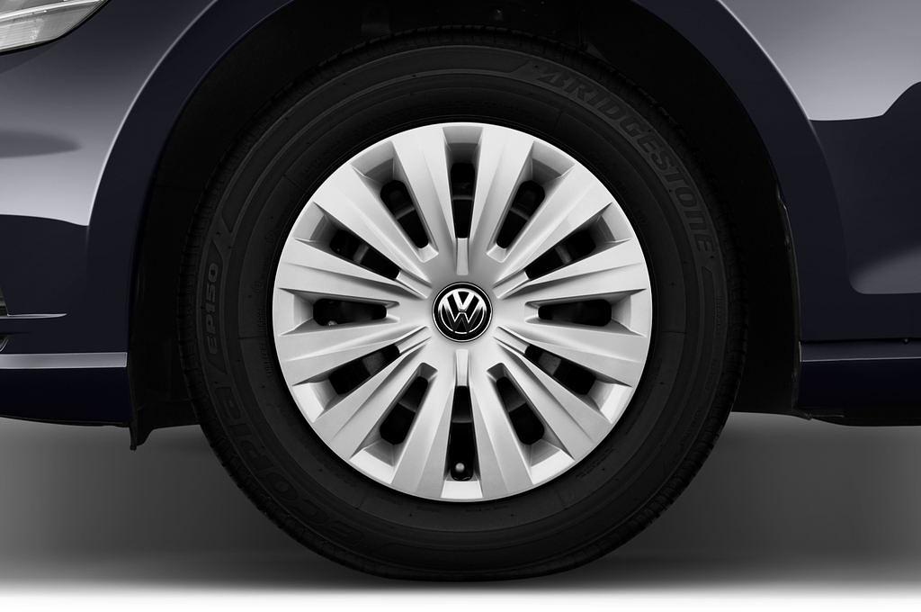 Volkswagen Golf (Baujahr 2017) Trendline 3 Türen Reifen und Felge