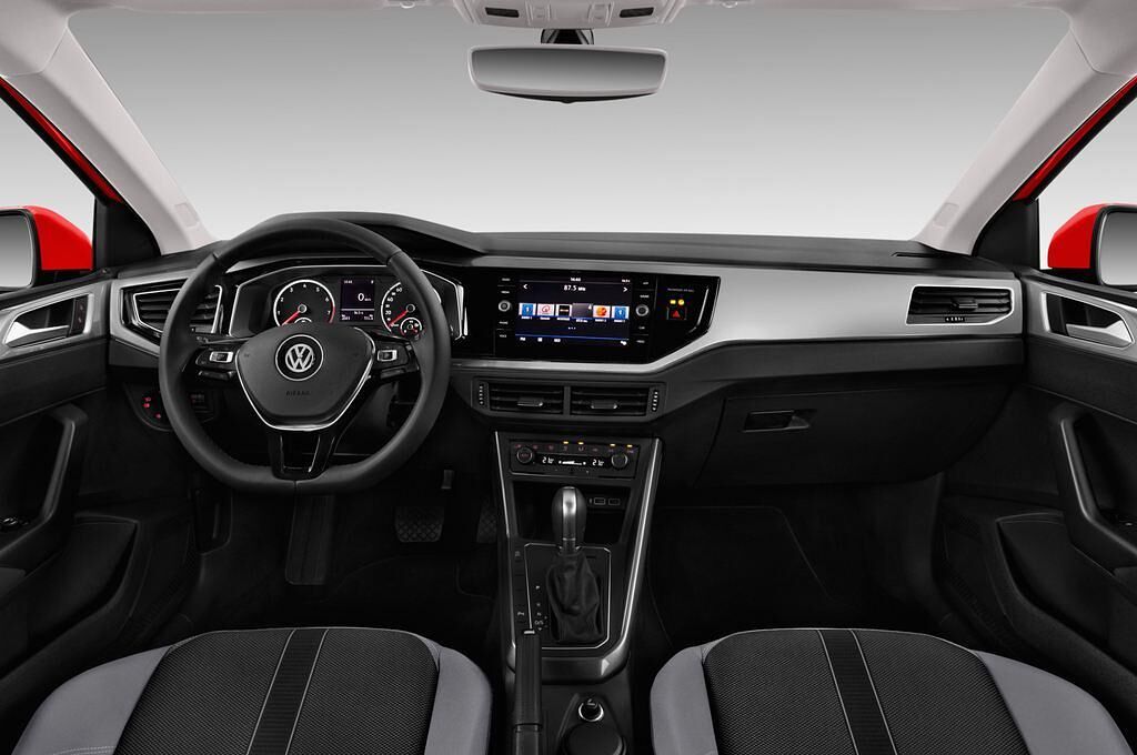 Volkswagen Polo (Baujahr 2018) Highline 5 Türen Cockpit und Innenraum