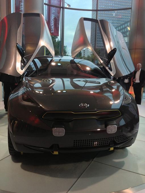 Der Kia Niro hat Flügeltüren. Eine mögliche Serienversion wird diese nicht haben