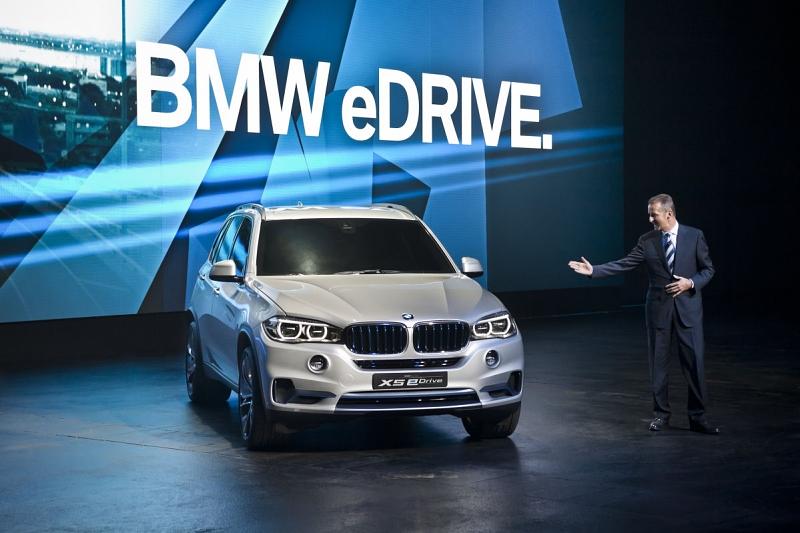 BMW Pressekonferenz IAA 2013