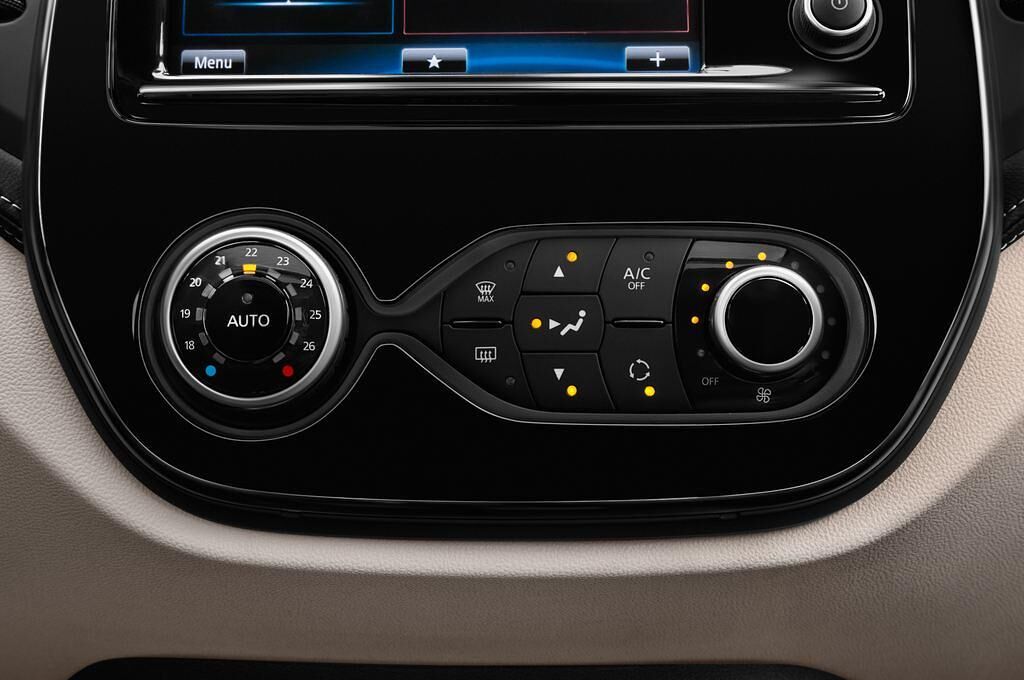 Renault Captur (Baujahr 2017) Initiale Paris 5 Türen Temperatur und Klimaanlage
