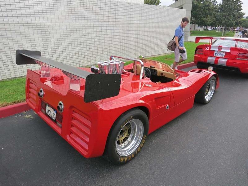 Alles, was auf der Straße fahren darf, kommt zu Cars and Coffee.