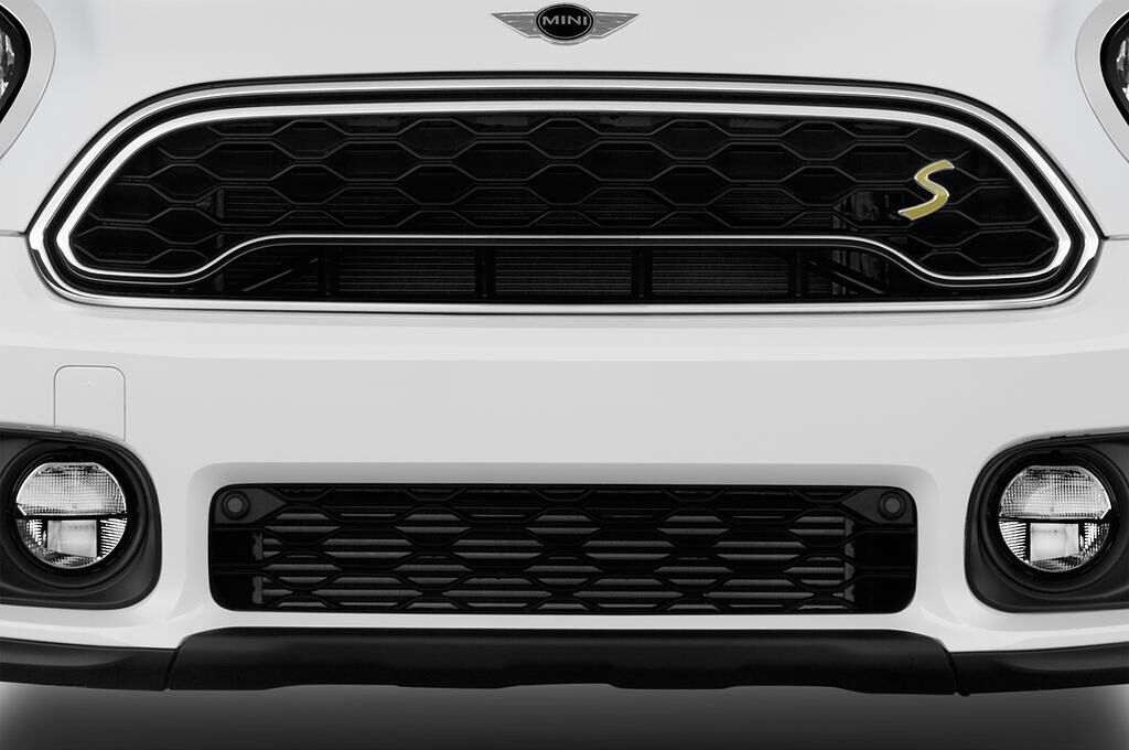 MINI Countryman (Baujahr 2018) Cooper S E 5 Türen Kühlergrill und Scheinwerfer